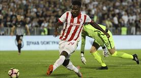 Emenike attı, Olympiakos kazandı!