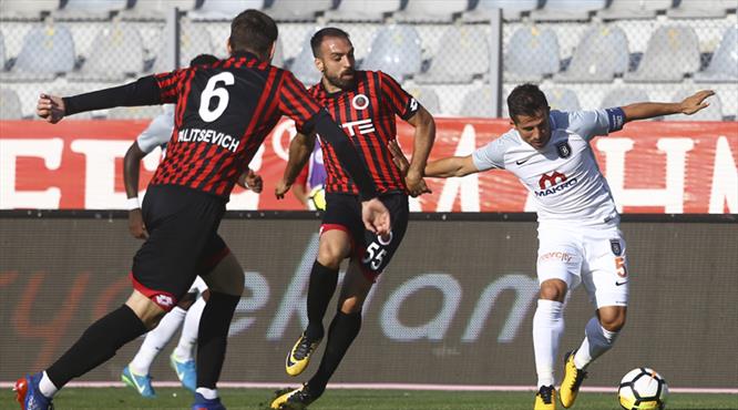 Gençlerbirliği-Medipol Başakşehir:1-0 (ÖZET)