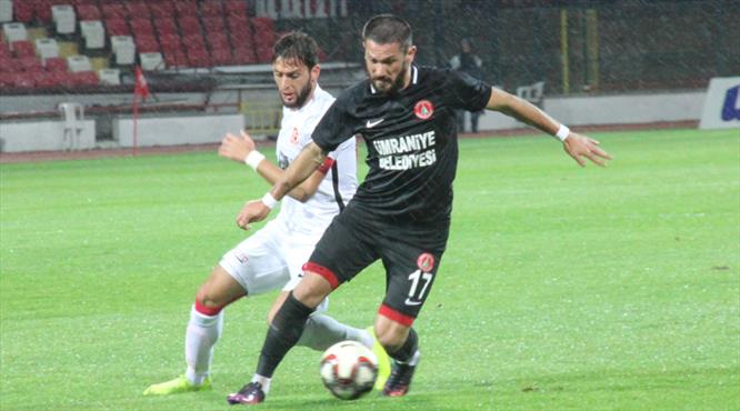 Erteleme maçında müthiş son (ÖZET)