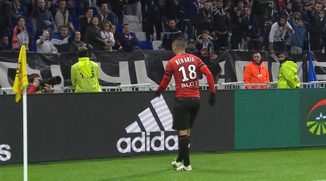 Lyon 2 dakikada dağıldı (ÖZET)