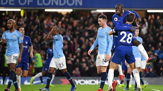 Dev maç Chelsea'nin, liderlik Liverpool'un (ÖZET)