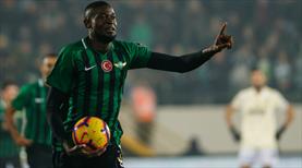 Fenerbahçe'de şok anı! İşte Akhisar'ı öne geçiren gol