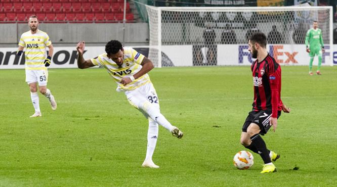Fenerbahçe grubu tatsız bitirdi (ÖZET)