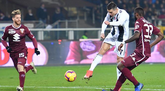 Ronaldo derbide tarihe geçti (ÖZET)