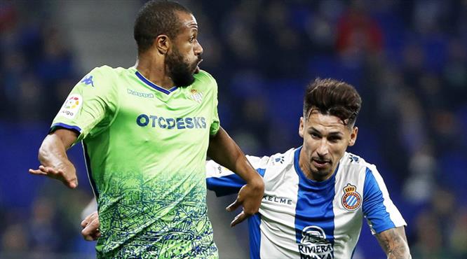 Betis seriye bağladı