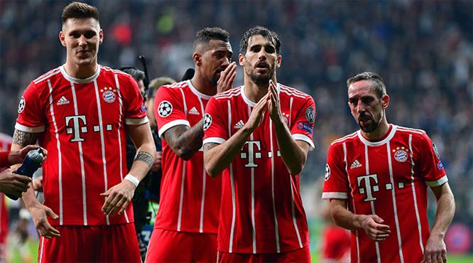 Bayernlilerden tribünlere alkış
