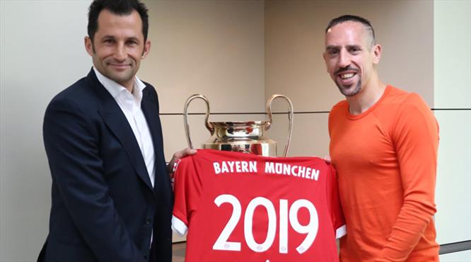 Ribery 2019'a kadar uzattı