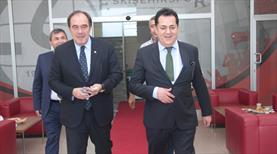 Demirören'den Eskişehir ziyareti