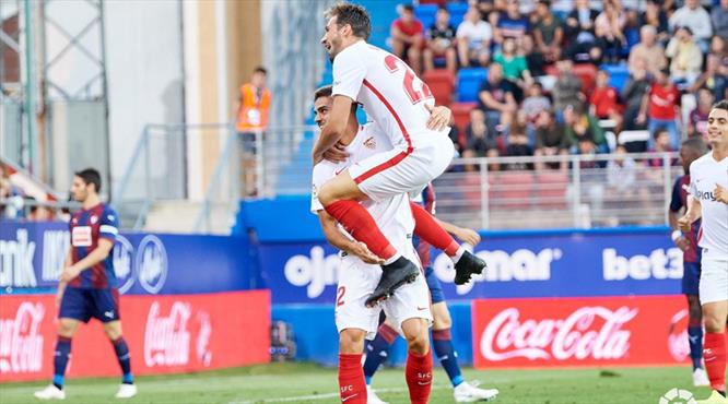 Sevilla'ya rakip farketmiyor! (ÖZET)