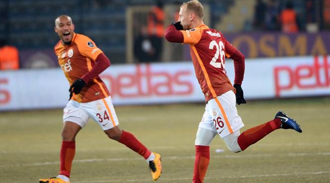 Ve Semih Kaya yeniden Galatasaray'da!