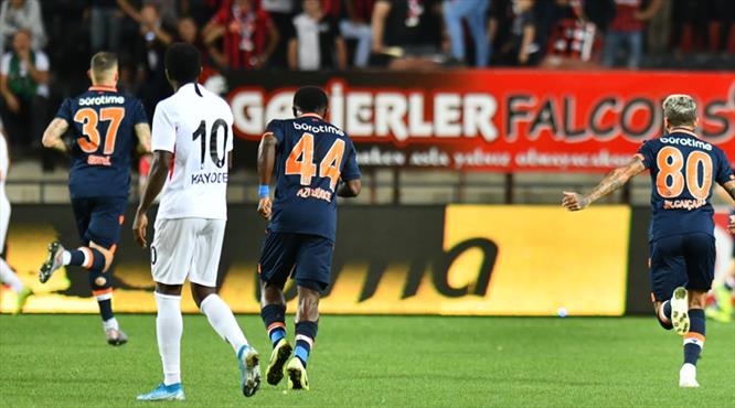Gaziantep FK - Medipol Başakşehir: 1-2 (ÖZET)