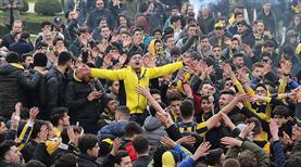 Fenerbahçe taraftarından protesto yürüyüşü!