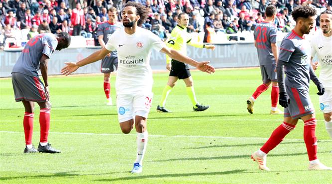 Haftanın golüne bir aday daha geldi