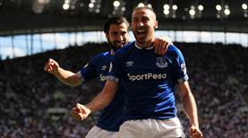 Cenk attı, Everton puanı aldı