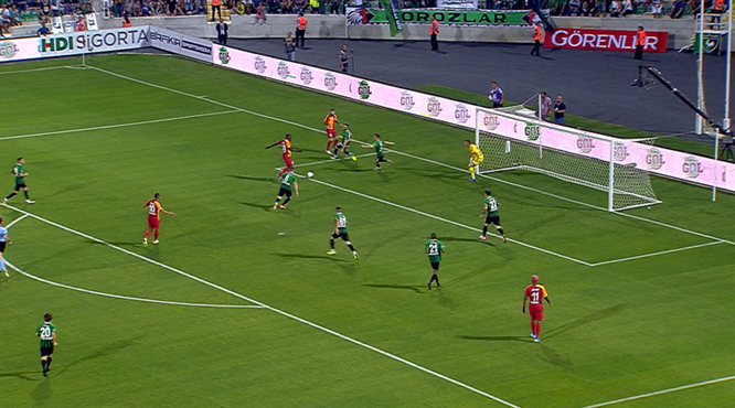 Dakika henüz 3! Diagne golle burun buruna