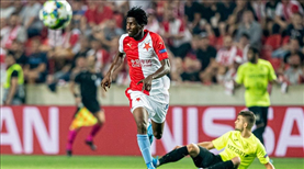 Slavia Prag da Devler Ligi'nde