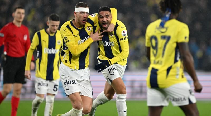 • Süper Lig'de bu sezon en çok gol atan oyuncu olan Krzysztof Piatek (10), İstanbul Başakşehir tarihinde Edin Visca'nın (2018/19 & 2019/20) ardından üst üste iki sezonda 10 gole ulaşan ikinci isim oldu (2023/24; 17 gol).
