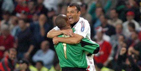 Cafu'dan ayrılık sinyali