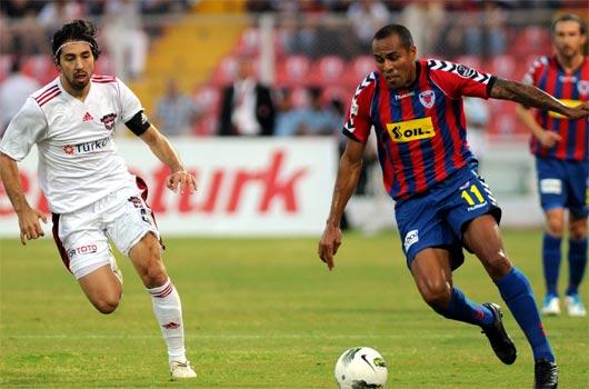 Nobre Mersin'de mutlu