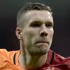 Podolski Galatasaray'ı sırtlıyor