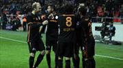 Aslan kupada 3'te 3 peşinde