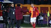Mustafa Denizli: ''Burak hiçbir yere gitmez''