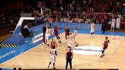 Alex Tyus'tan blok ve smaç partisi!