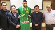 Burak Yılmaz'a dev rakip!