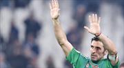 Buffon rekora koşuyor