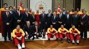 Cumhurbaşkanı Erdoğan şampiyonları kabul etti