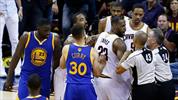 Golden State'ten şampiyonluğa dev adım! LeBron geri dönebilecek mi?