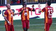 Galatasaray Telles, Bruma ve Dzemaili'ye teklif bekliyor