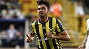 Ozan Tufan'dan harika kafa!..