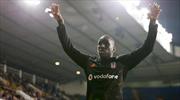 Demba Ba Vodafone Arena'ya geliyor!