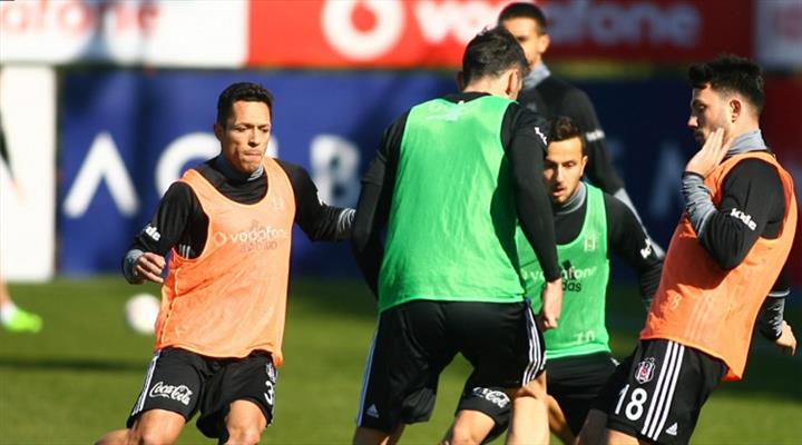 Beşiktaş'a iki müjde
