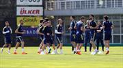 Fenerbahçe'de hazırlıklar sürüyor
