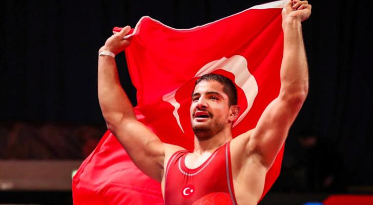 Taha Akgül 9. kez Avrupa'nın en iyisi!