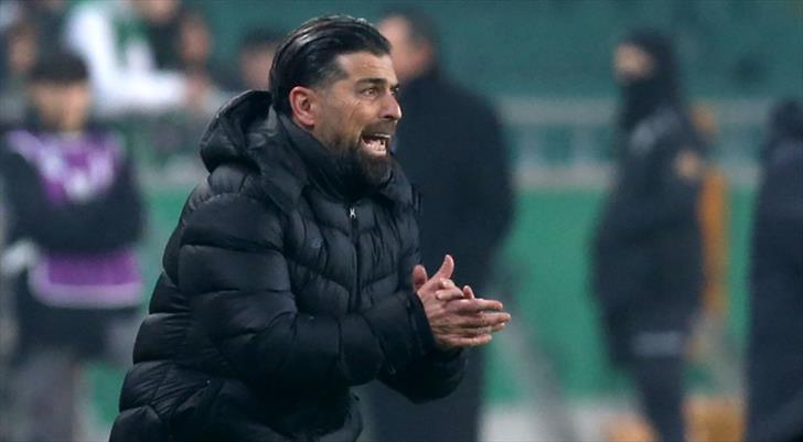 Arabam.com Konyaspor'da sürpriz ayrılık! İlhan Palut...