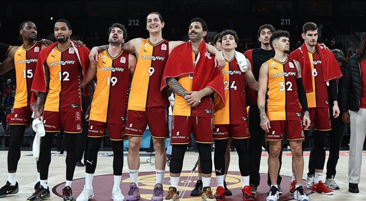 Galatasaray, Dörtlü final için sahaya çıkıyor