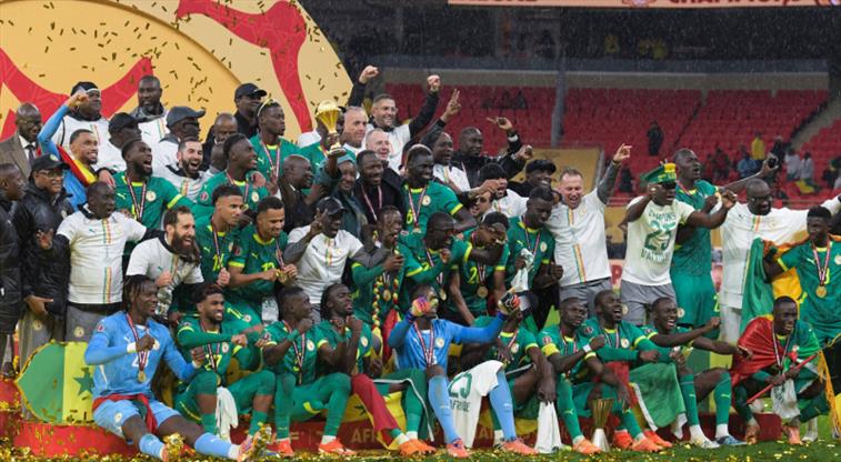 Afrika Futbol Konfederasyonu'ndan Senegal kararı! Maçı terk etmişlerdi