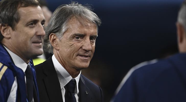 Mancini: "Montella'nın çok güzel iş çıkardığını düşünüyorum"