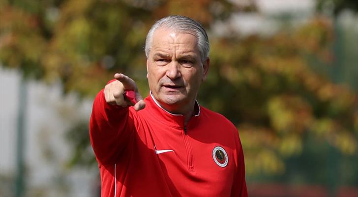 Bernd Storck: "Galatasaray-Barcelona maçından çok şey öğrendik"