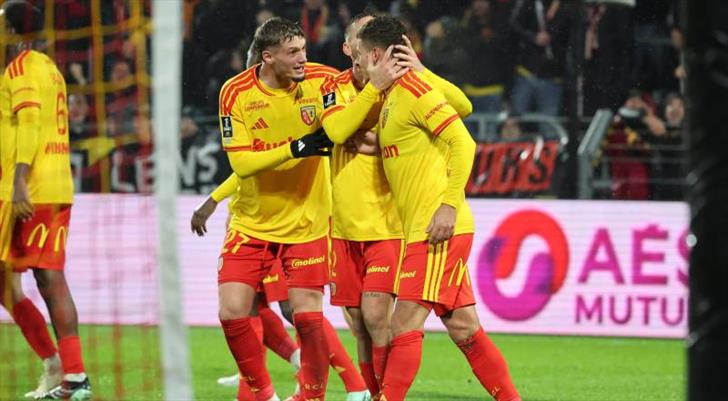 ÖZET | Lens, Paris FC'yi geriden gelerek yıktı!