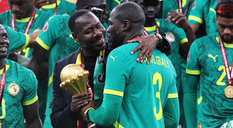 Kriz büyüyor! Afrika Kupası, Senegal ordusunun eline geçti