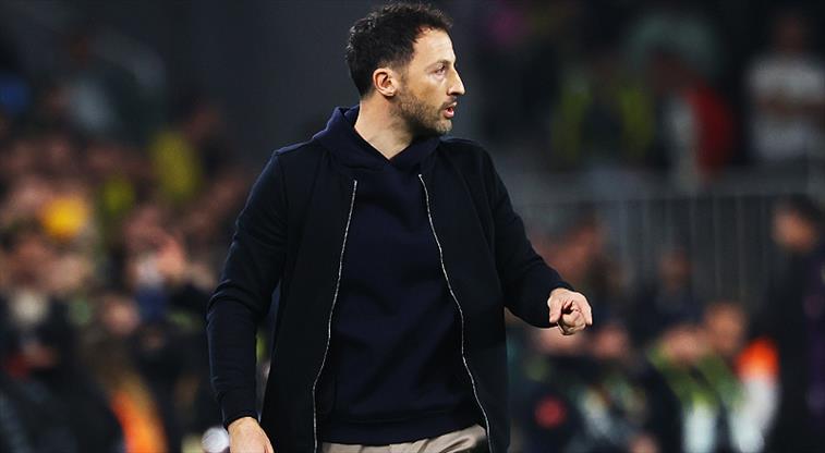 Domenico Tedesco: "Ayağa kalkmak için bir fırsat"