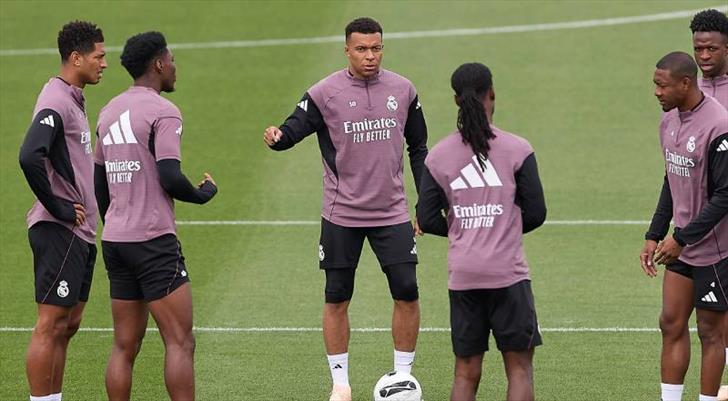 Kylian Mbappe'den şok hareket! Herkes şaşkına döndü