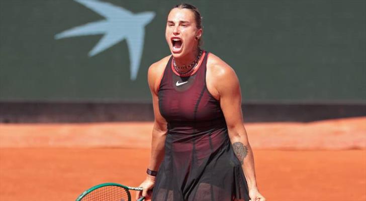 Dünya 1 numarası Sabalenka, Fransa Açık'ta dördüncü turda
