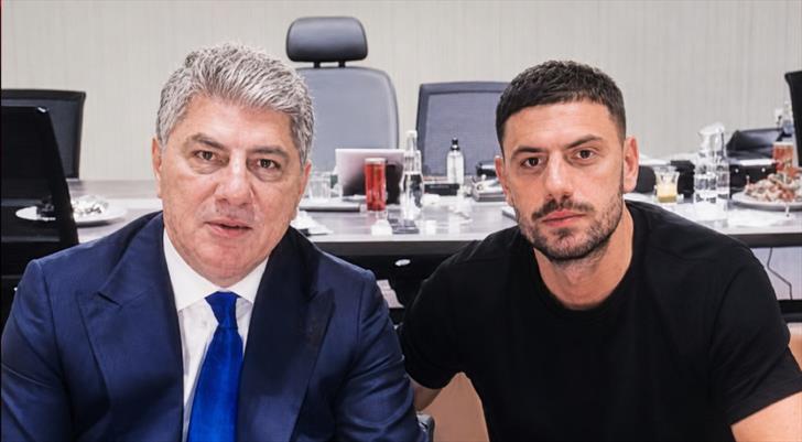 Hakan Safi, Merih Demiral ile anlaştığını açıkladı!