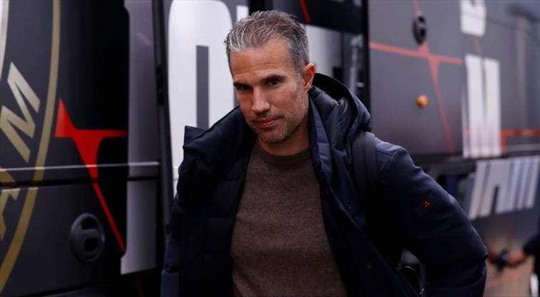 Resmi Robin van Persie açıklaması! Yollar ayrıldı