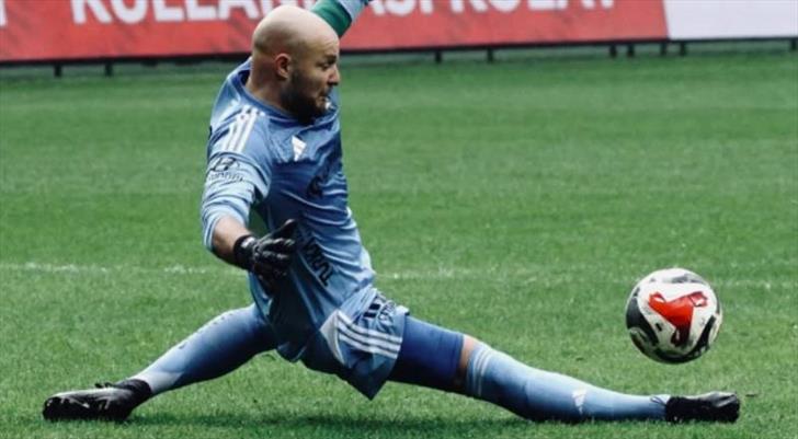 Kocaelispor, kaleci Gökhan Değirmenci'ye veda etti!
